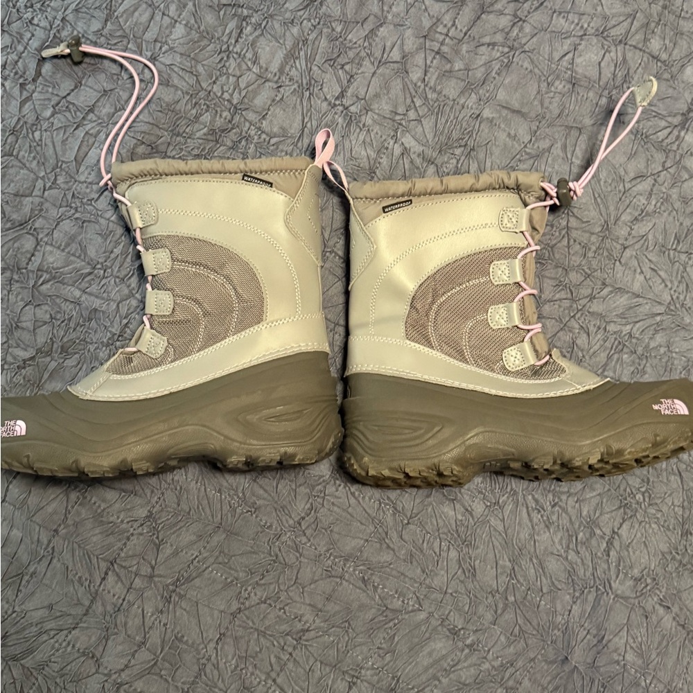 The North Face Kids Winter Boots ThermaFelt Plus Sz 4 Missing Liner in One Boot